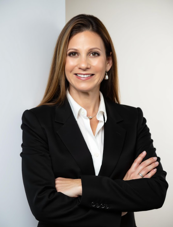 Laura Patterson Suit Photo