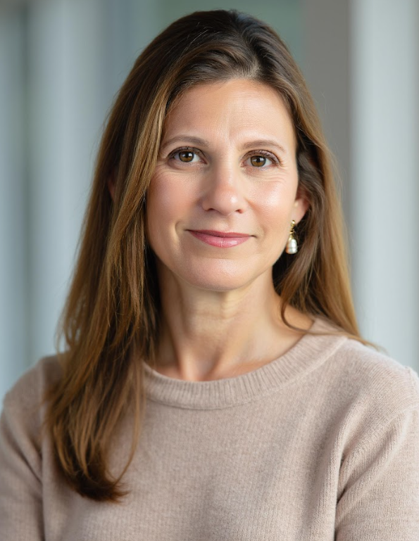 Laura Patterson Photo Headshot